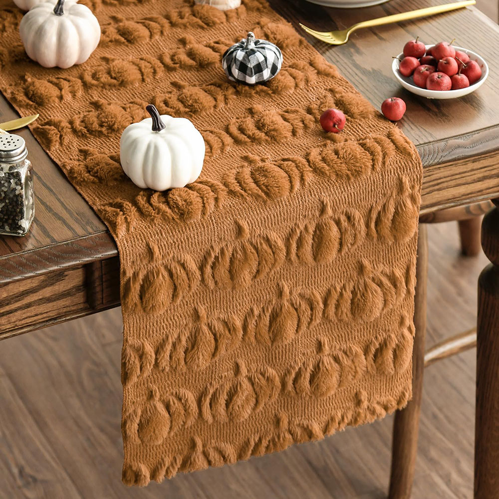 Caramel 3D Plush Pumpkin Table - Table Runner recension och pris