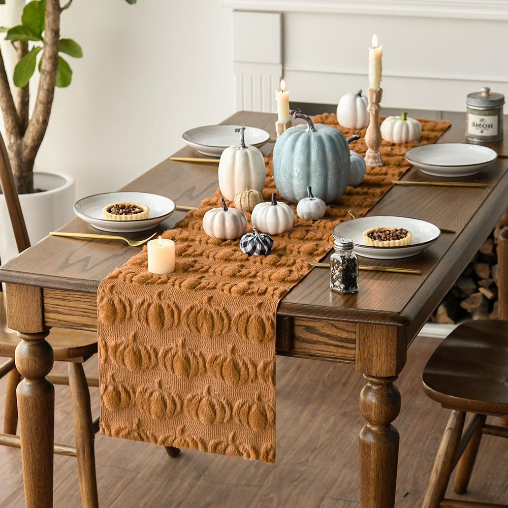 Caramel 3D Plush Pumpkin Table - Table Runner recension och pris