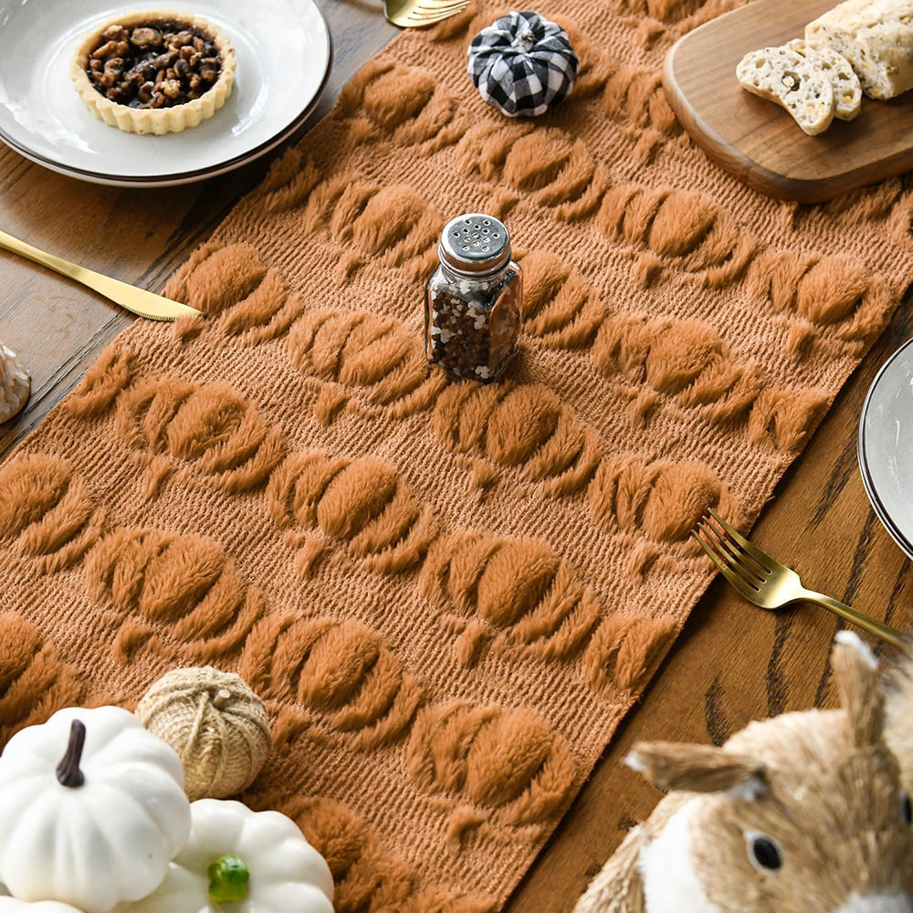 Caramel 3D Plush Pumpkin Table - Table Runner recension och pris