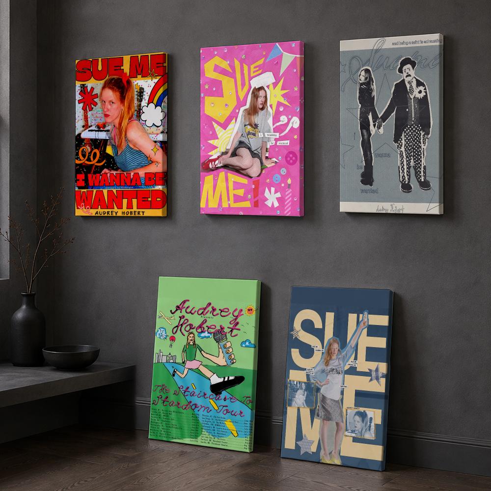 Singer A-Audrey Hobert Framed  - Interior Design Living Room recension och pris